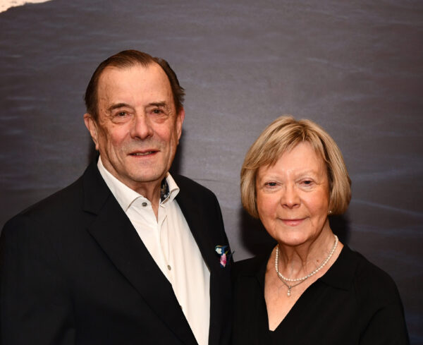 Photo of Johan and Britt-Marie Carpelan at an awards ceremony